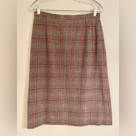 Vtg Pendleton Brown Plaid 100% Wool Blazer Skirt Suit Set- Excellent Condition - Picture 6 of 14